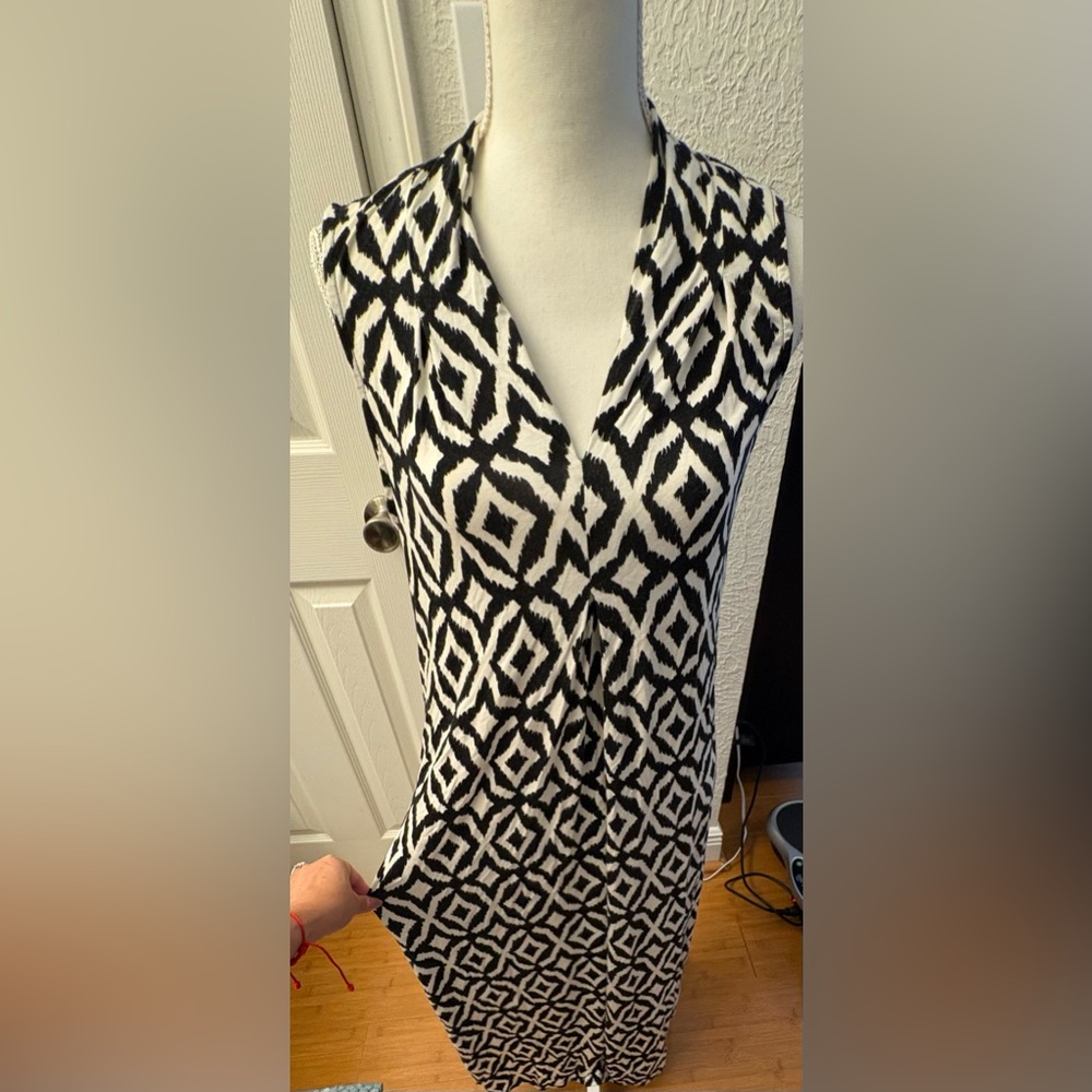 Cable & Gauge Monochrome Abstract Pattern Dress